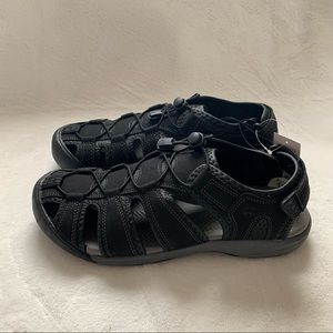 Khombu Sandal Size 10 US